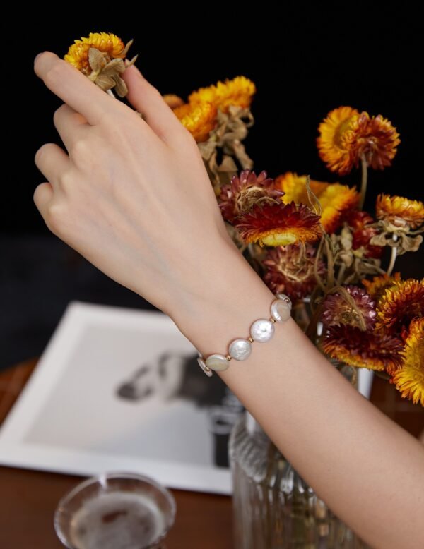 Baroque Button Pearl Bracelet - Image 5