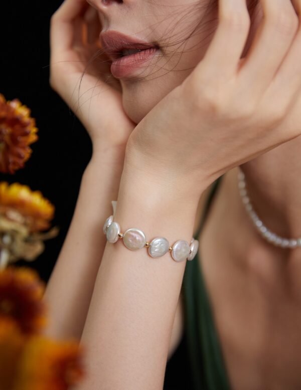 Baroque Button Pearl Bracelet