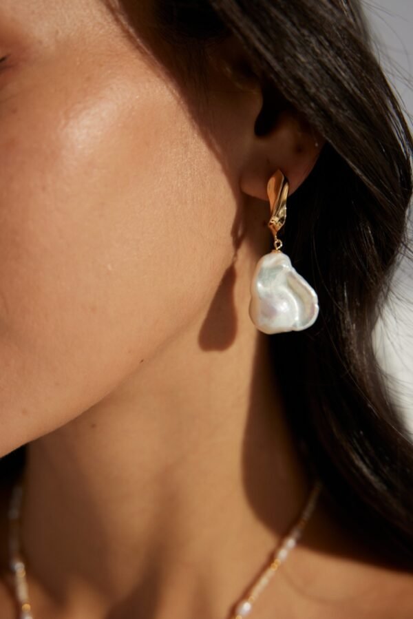 Natural Baroque Pearl Earrings / Resin Earrings - Image 10